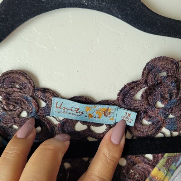 Unity World Wear Bohemian V-neck Tunic - Picture 5 of 9